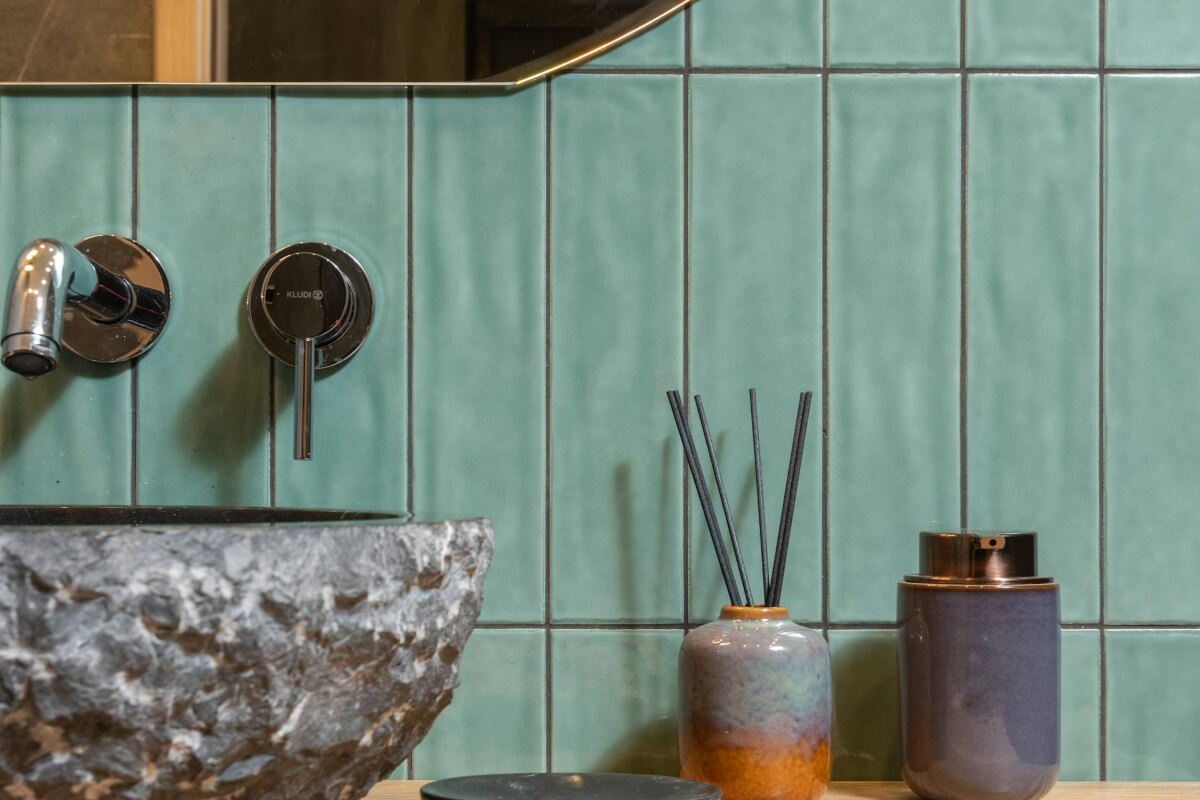 green bathroom design