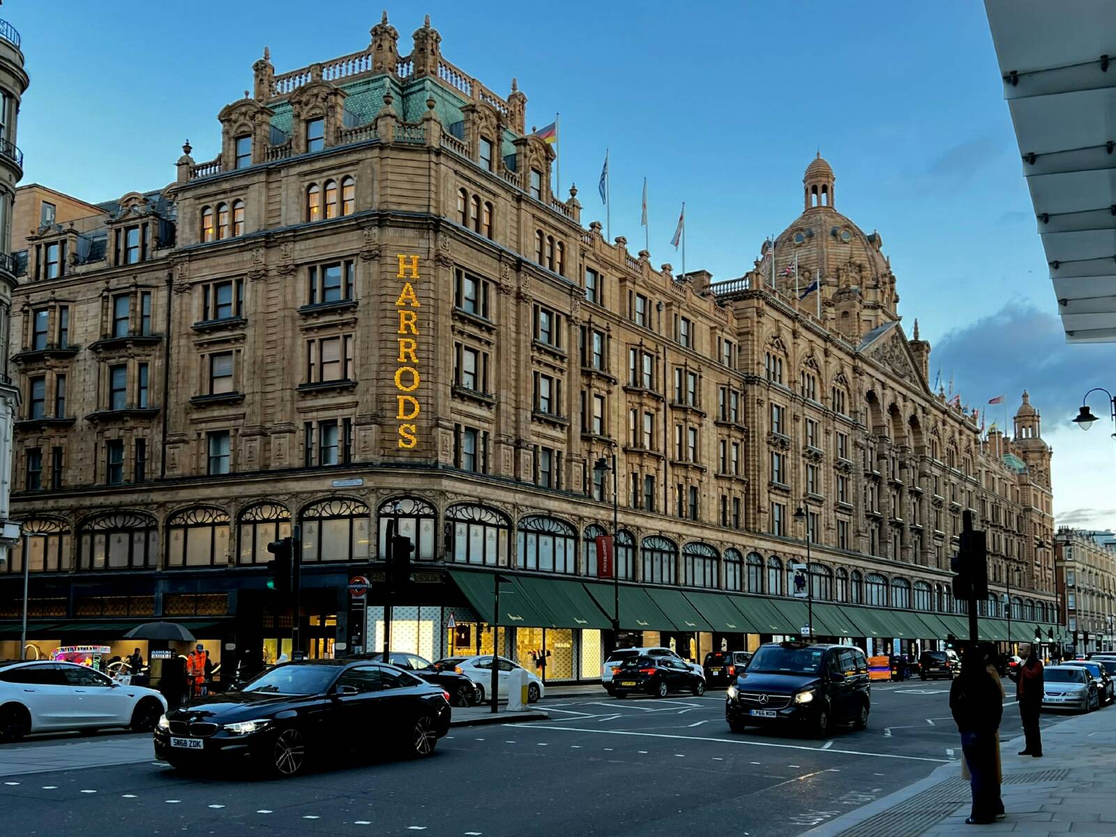Knightsbridge View on Harrods